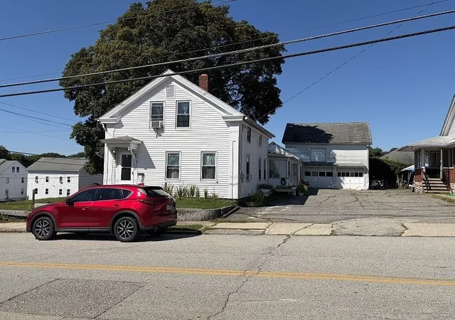 Photo 1 of Single family home for sale at 21 Oxford Ave, Dudley, MA 01571 | MLS# 73595174 | Listing updated on 2026-10-27