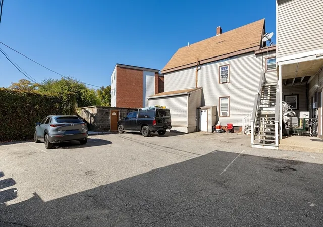 5th image of 91 Chelsea St, Everett, MA 02149 | MLS# 73535690