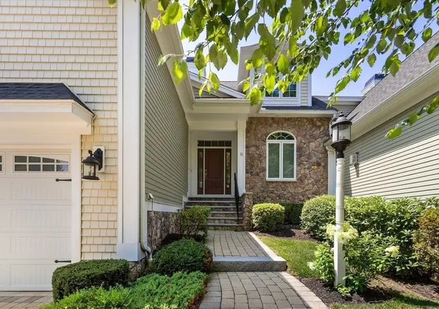 Photo 3 of Sale Pending at 11 Crenshaw Ln #11, Andover, MA 01810 | MLS# 73553325 | Listing updated on 2026-09-24