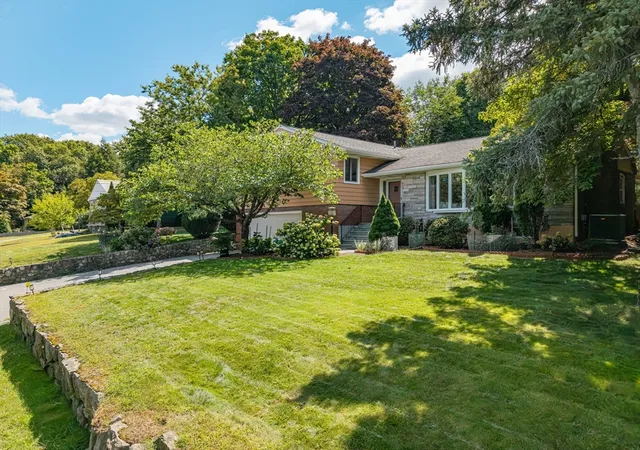 Photo 1 of Single family home for sale at 184 Concord Ave, Lexington, MA 02421 | MLS# 73569145 | Listing updated on 2026-08-31
