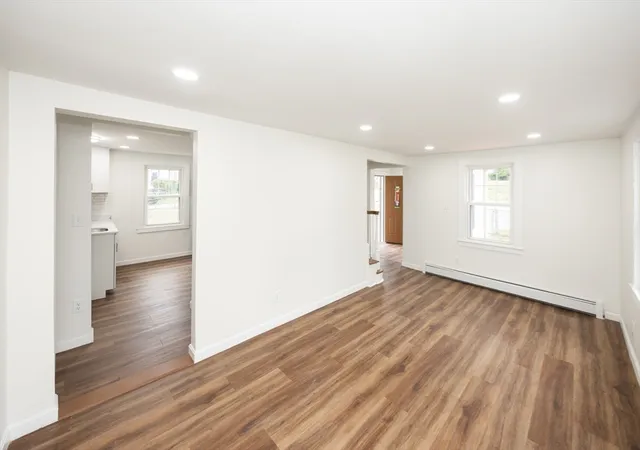 Photo 3 of Sale Pending at 101 Ararat St, Worcester, MA 01606 | MLS# 73566191 | Listing updated on 2026-09-07