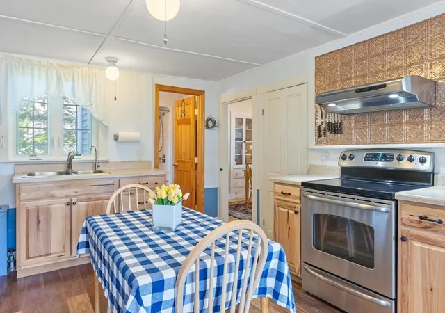 Photo 4 of Sale Pending at 397 Pleasant St, Barre, MA 01005 | MLS# 73560026 | Listing updated on 2026-08-26