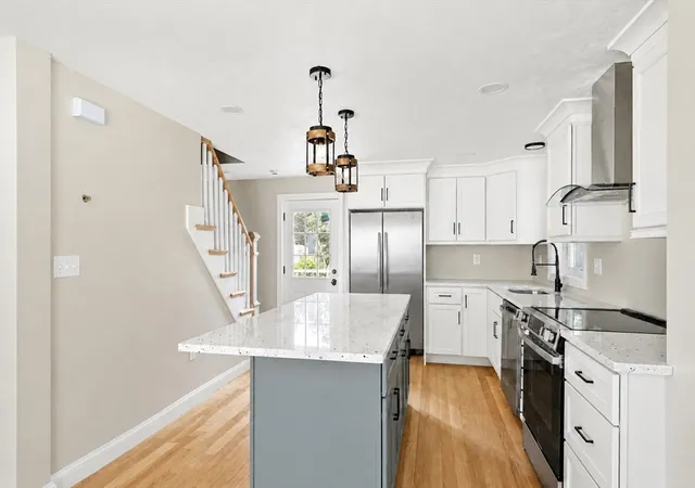 4th image of 40 Nonquit St, Worcester, MA 01604 | MLS# 73566882