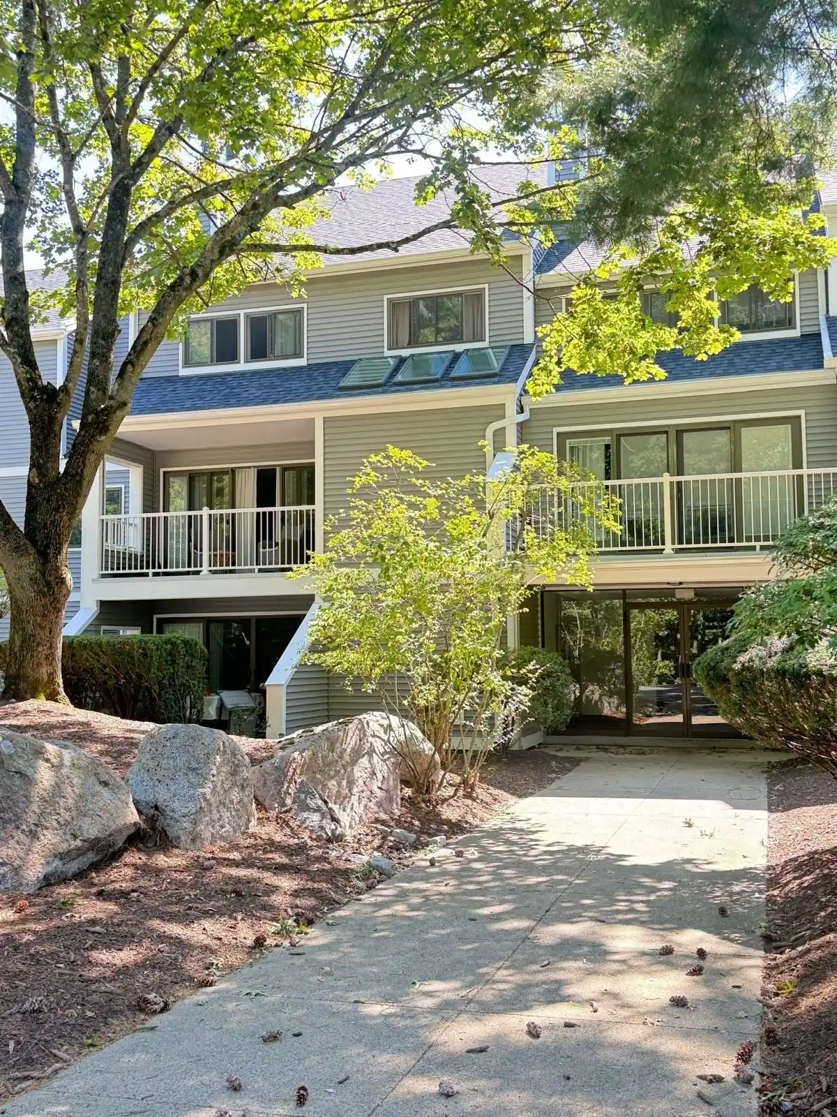 Condo for sale at 1100 Salem St #96, Lynnfield, MA 01940 | MLS# 73577585