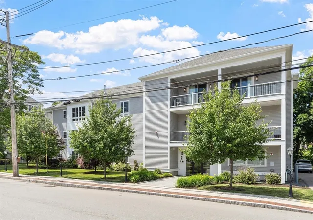 Homes for sale in Natick, MA | 76 South Ave #201, Natick, MA 01760 | MLS# 73534898