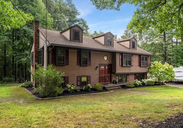 Photo 1 of Sale Pending at 35 Lowell Rd, Pembroke, MA 02359 | MLS# 73558717 | Listing updated on 2026-08-26
