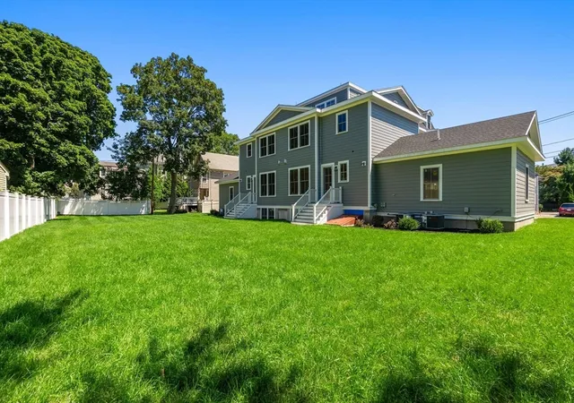 2nd image of 129 Jewett St, Newton, MA 02458