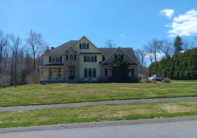 Homes for sale in Southwick, MA | 5 Gableview Lane, Southwick, MA 01077 | MLS# 73500700