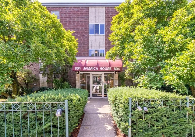 Homes for sale in Boston, MA | 804 Centre Street #208, Boston, MA 02130 | MLS# 73547512