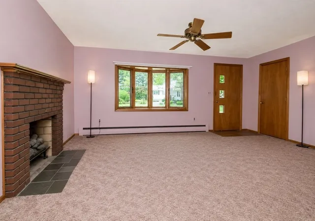 Homes for sale in Burlington, MA | 33 Daniel Dr, Burlington, MA 01803 | MLS# 73533894