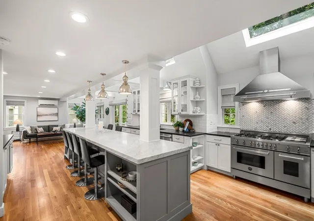 4th image of 26 Summit Pl, Newburyport, MA 01950 | MLS# 73565502
