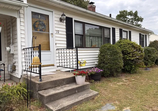 Photo 4 of Sale Pending at 10 Alice St, Montague, MA 01376 | MLS# 73566873 | Listing updated on 2026-10-07