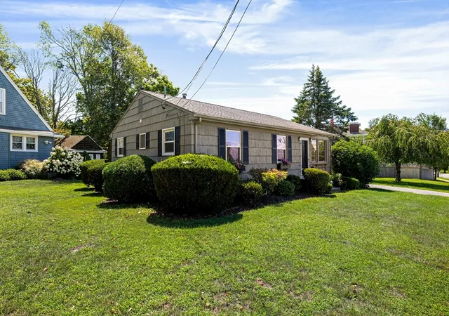 Photo 2 of Single family home for sale at 1747 Highland Avenue, Fall River, MA 02720 | MLS# 73569615 | Listing updated on 2026-09-02