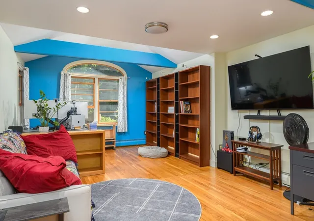 5th image of 142 Jamieson Road, Holden, MA 01520 | MLS# 73538787