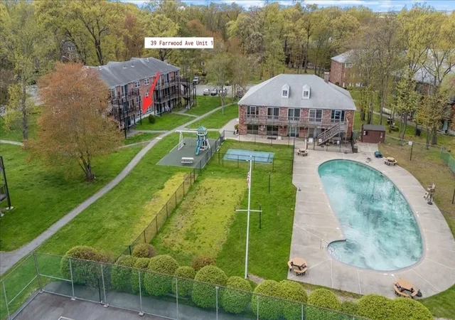 4th image of 39 Farrwood Ave #1, North Andover, MA 01845 | MLS# 73518737
