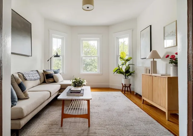 2nd image of 328 Huron Avenue, Cambridge, MA 02138 | MLS# 73549381