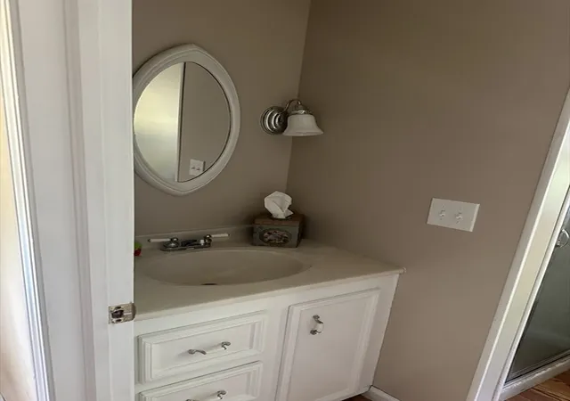 38th image of 30 School St, East Longmeadow, MA 01028 | MLS# 73563359