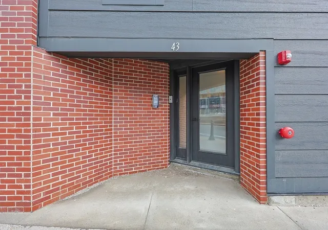 Homes for sale in Boston, MA | 43 Stillman Street #1, Boston, MA 02113 | MLS# 73498596