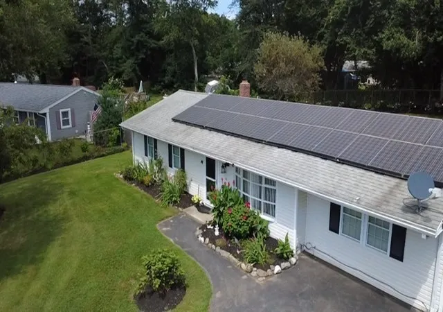 3rd image of 52 Smoke Rise Cir, Swansea, MA 02777 | MLS# 73565346
