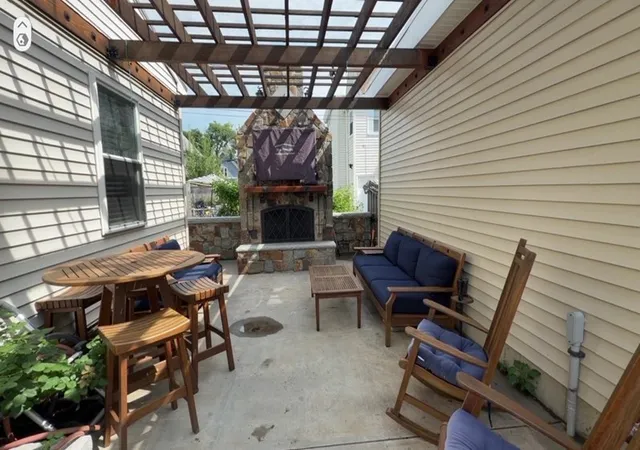 Homes for sale in Lynn, MA | 10 Minot St, Lynn, MA 01905 | MLS# 73544753