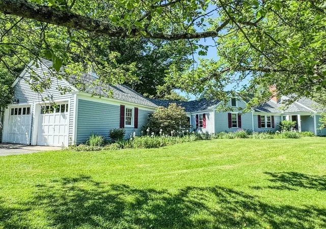 Homes for sale in Greenfield, MA | 36 Green River Road, Greenfield, MA 01301 | MLS# 73537469