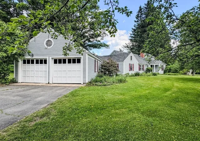 Homes for sale in Greenfield, MA | 36 Green River Road, Greenfield, MA 01301 | MLS# 73537469
