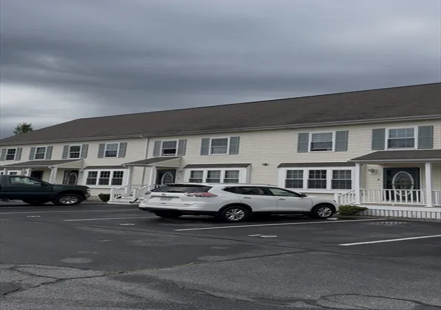 3rd image of 956 Warren Ave #7, Brockton, MA 02301 | MLS# 73557146