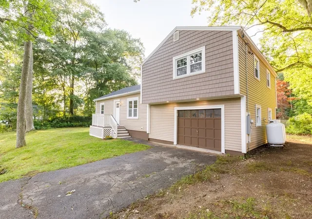 Photo 3 of Single family home for sale at 22 Lakeside Ave, Webster, MA 01570 | MLS# 73554522 | Listing updated on 2026-09-12