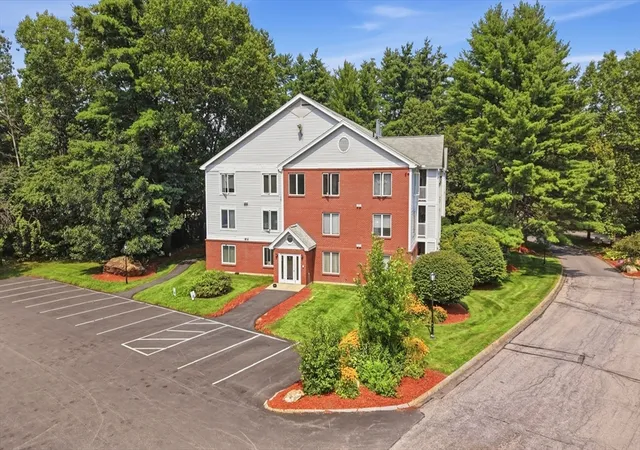 Photo 4 of Condo for sale at 1 Timberwood Dr #206, Goffstown, NH 03045 | MLS# 73564252 | Listing updated on 2026-10-07