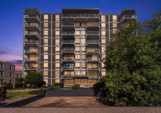 2nd image of 60 Babcock St, Brookline, MA 02446
