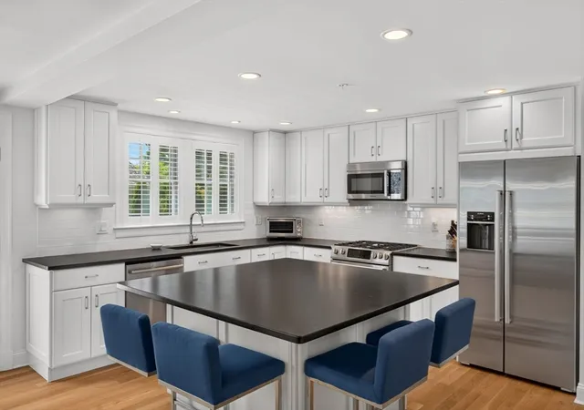 Homes for sale in Chatham, MA | 739 Main St #739, Chatham, MA 02633 | MLS# 73544712
