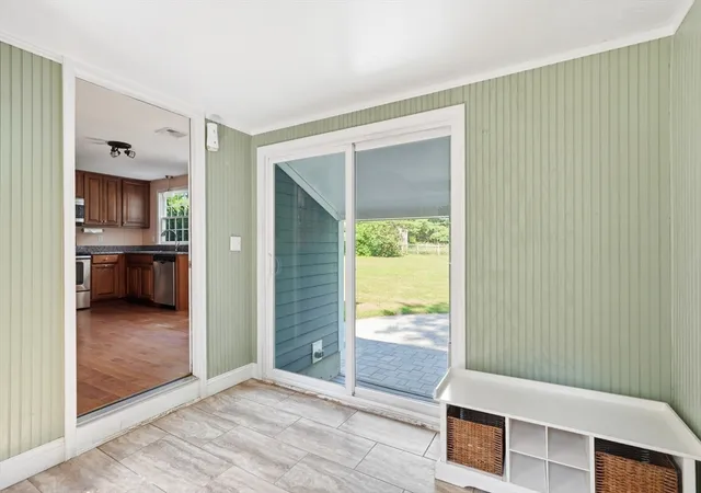 3rd image of 15 Prospect Road, Plympton, MA 02367 | MLS# 73550196
