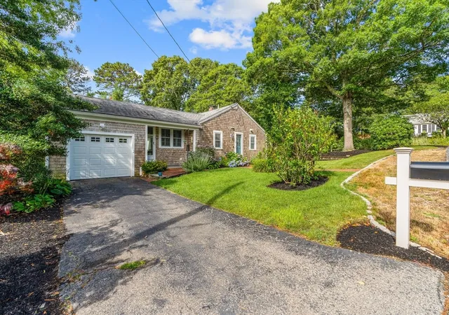 2nd image of 864 West Yarmouth Road, Yarmouth Port, MA 02675 | MLS# 73547711