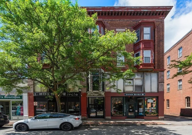 Homes for sale in Brookline, MA | 220 224 Washington Street #3, Brookline, MA 02445 | MLS# 73549357