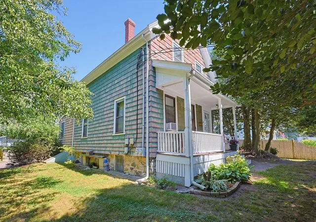 3rd image of 35 Wilson St, Norwood, MA 02062 | MLS# 73566546
