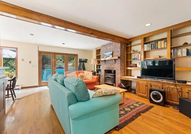 2nd image of 90 Southern Ave, Essex, MA 01929