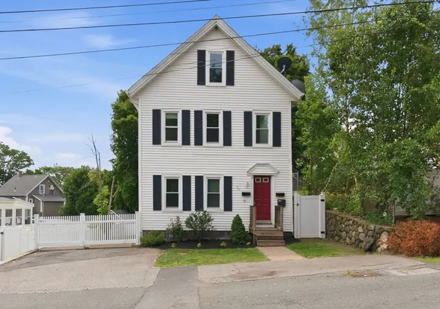 1st image of 20 Otis St, Wakefield, MA 01880 | MLS# 73546627