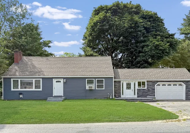 1st image of 188 Oak St, Methuen, MA 01844 | MLS# 73564899