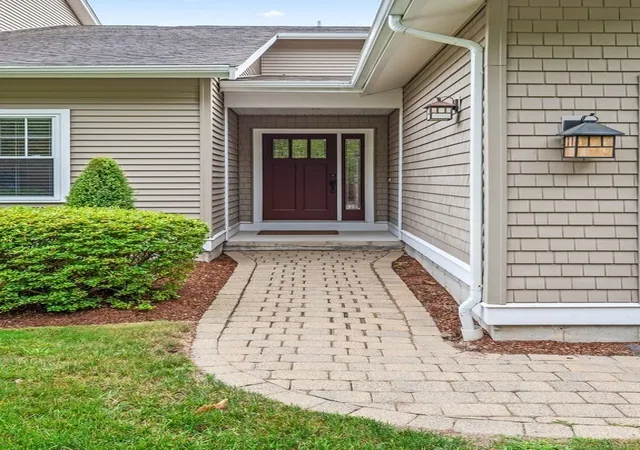 3rd image of 8 Walden Wy, Milford, MA 01757