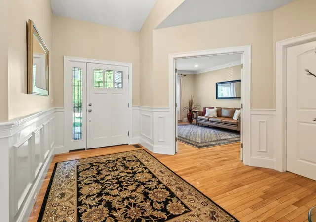 4th image of 8 Walden Wy, Milford, MA 01757