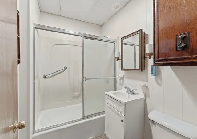 Photo 5 of Duplex at 5 Branch Ave, North Smithfield, RI 02896 | MLS# 73460991 | | Sold on 2026-01-29
