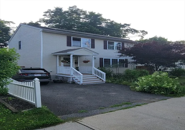 Homes for sale in Springfield, MA | 142 Jasper, Springfield, MA 01109 | MLS# 73546499