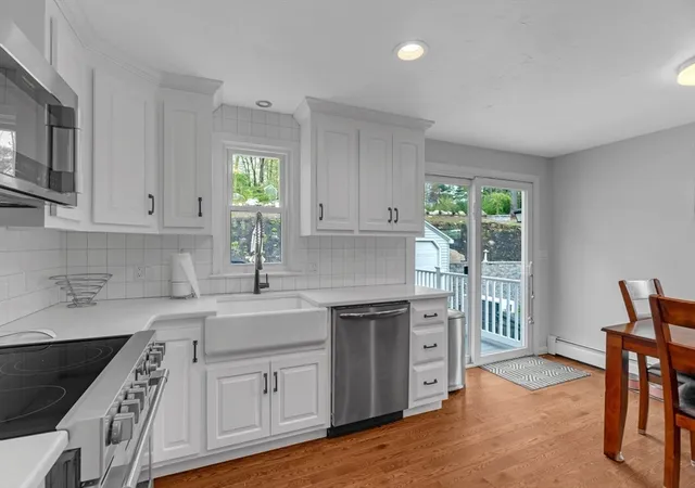 Homes for sale in Uxbridge, MA | 41 Church St, Uxbridge, MA 01569 | MLS# 73518394