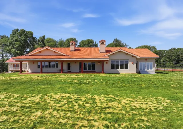 Homes for sale in Charlton, MA | 5 Osgood Rd, Charlton, MA 01507 | MLS# 73534197