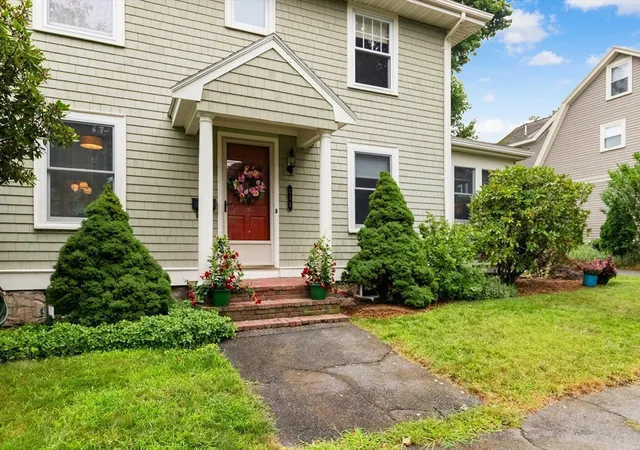 Photo 3 of Sale Pending at 115 Aspen Rd, Swampscott, MA 01907 | MLS# 73565248 | Listing updated on 2026-08-23