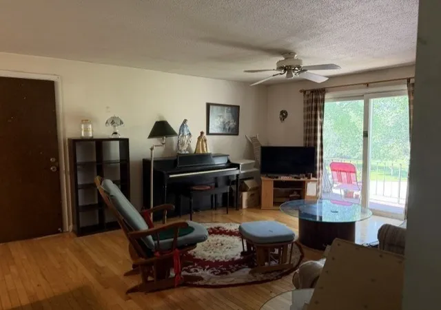 2nd image of 5 Pilgrim Cir, Methuen, MA 01844