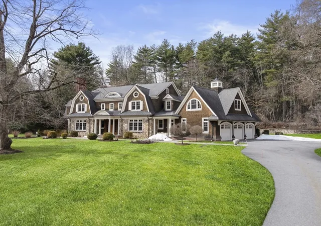 2nd image of 448 & 454 Concord Road, Weston, MA 02493 | MLS# 73490506