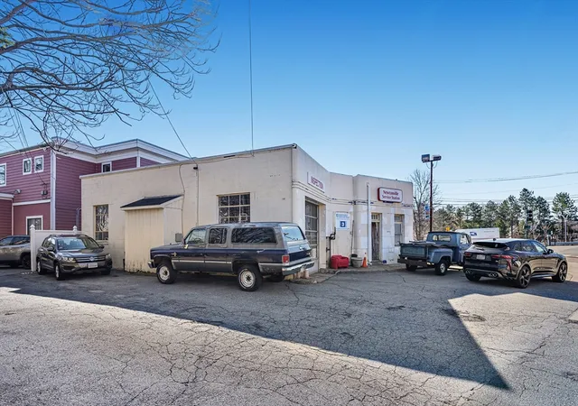 4th image of 911 Washington St/Lowell Ave, Newtonville, MA 02460 | MLS# 73481930