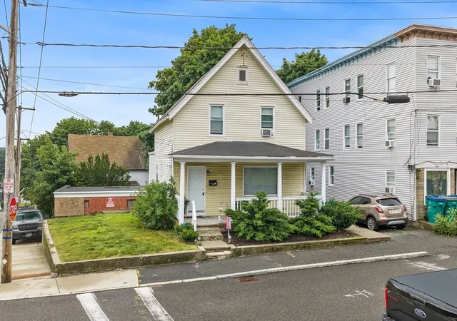 2nd image of 113 Cedar St, Fitchburg, MA 01420 | MLS# 73541832