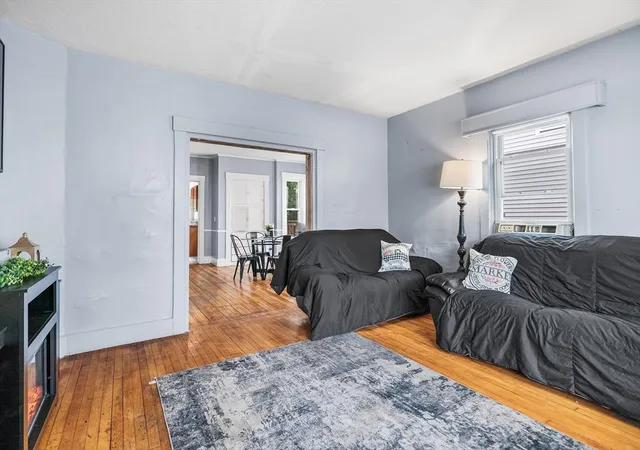 5th image of 113 Cedar St, Fitchburg, MA 01420 | MLS# 73541832